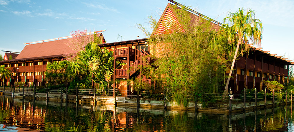 Disneys Polynesian Resort restaurant