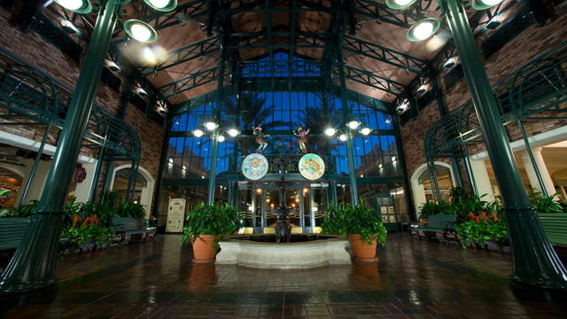 Disneys Port Orleans Resort French Quarter exterior