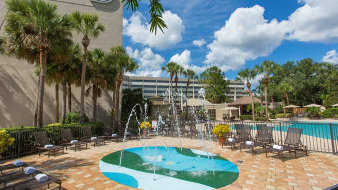 Doubletree Suites Walt Disney extérieur