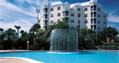 Hilton Grand Vacations At Sea World pool