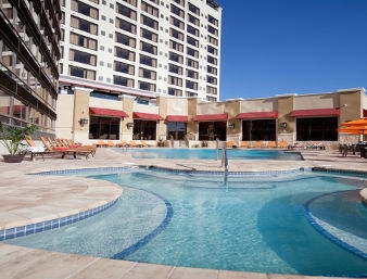 Ramada Plaza Resort exterior 