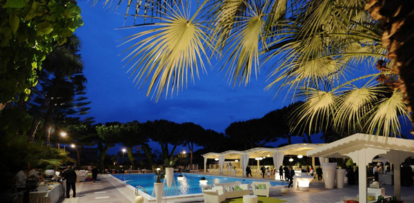 Hotel Cerere piscine le soir