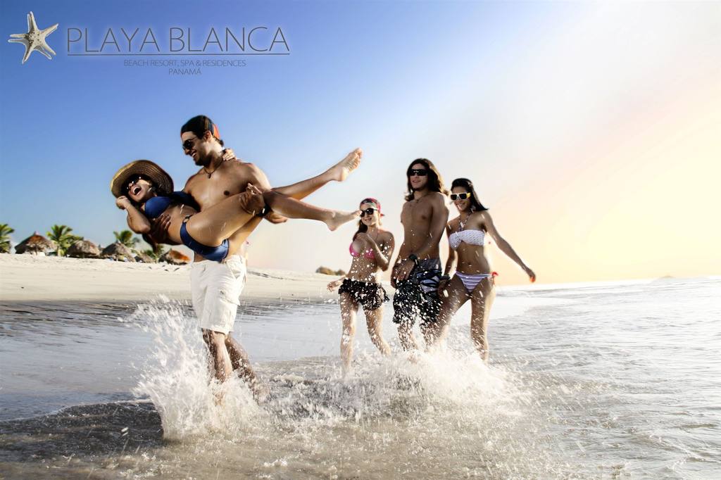 Playa Blanca Resort piscine
