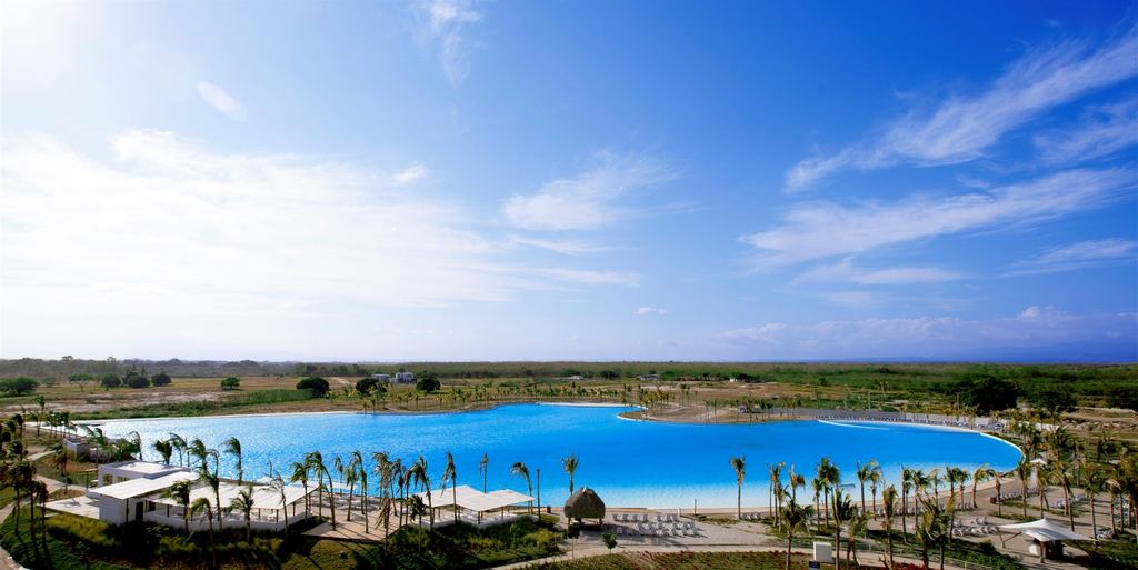 Playa Blanca Resort piscine