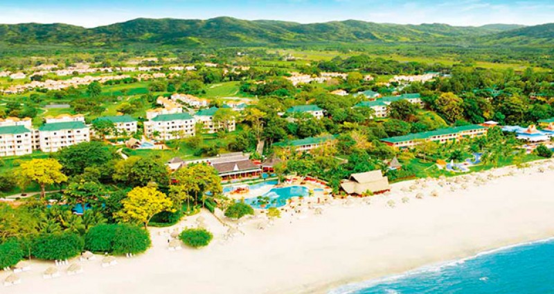 Royal Decameron pool at night