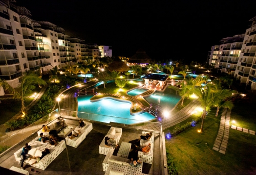 Wyndham Grand Playa Blanca exterior at night 