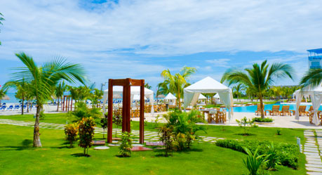 Wyndham Grand Playa Blanca exterior at night 