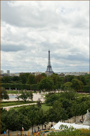 Hotel Regina Paris exterior 2