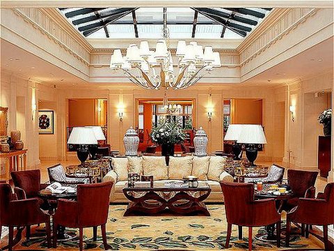 Sofitel Le Faubourg entrée