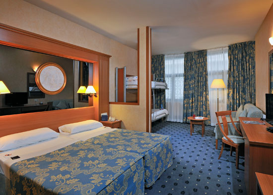 Timhotel Opera Blanche Fontaine exterior 2