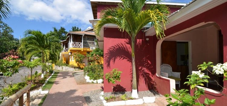 Bay View Eco Resort exterior