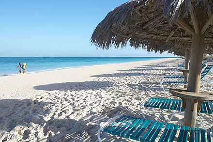 Sands At Grace Bay piscine 2