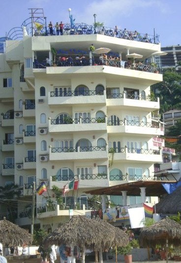 Blue Chairs Resort By The Sea exterior