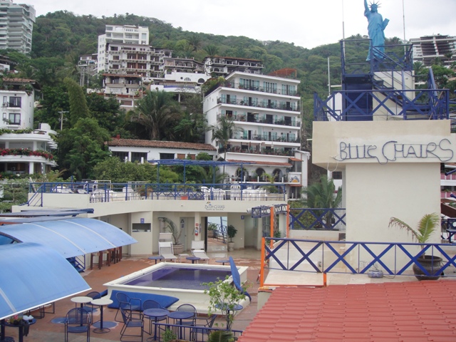 Blue Chairs Resort By The Sea exterior