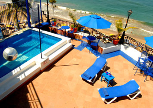 Blue Chairs Resort By The Sea exterior