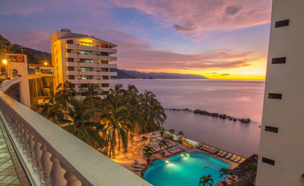 Costa Sur Resort And Spa bar de plage