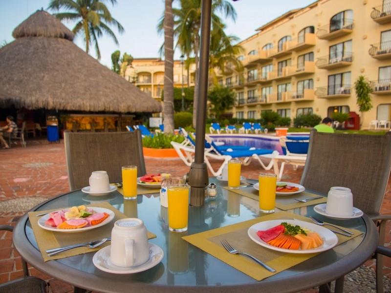 Flamingo Vallarta Hotel And Marina pool