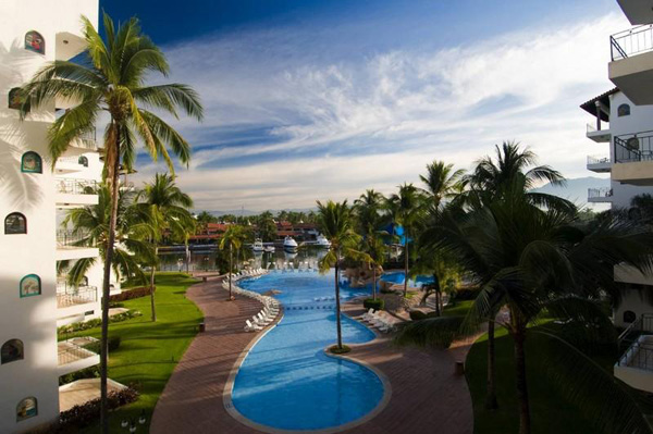 Vamar Vallarta exterior