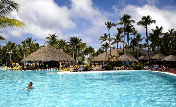 Catalonia Bavaro Beach Golf And Casino exterior