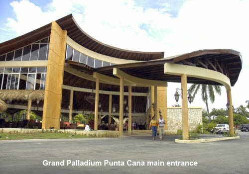 Grand Palladium Bavaro entrance