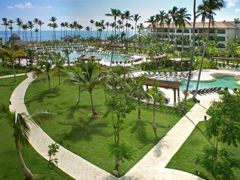 Now Larimar Punta Cana garden