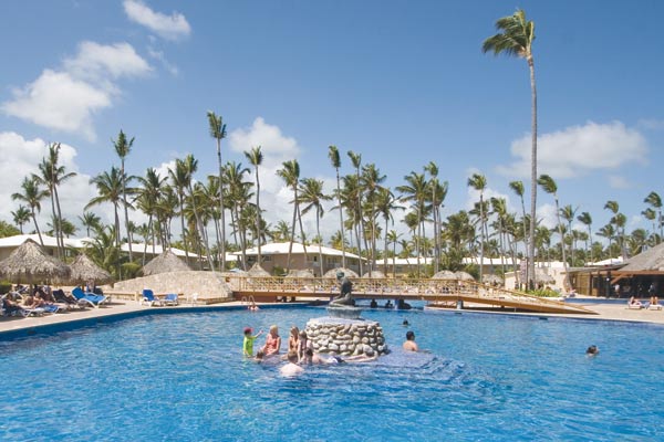 Sirenis Cocotal Beach Rst Casino Aquagames exterior