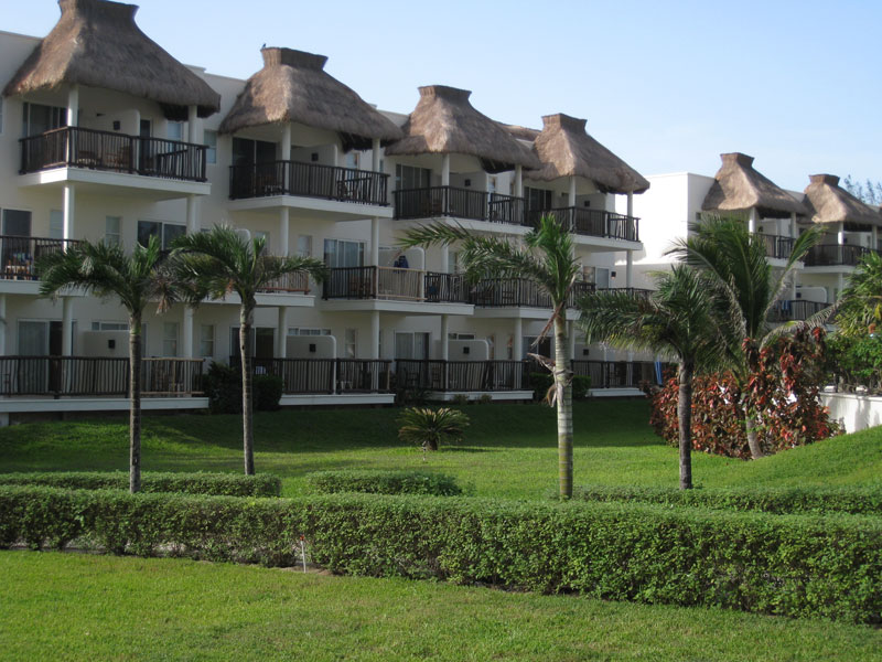 Akumal Bay Beach and Wellness Resort exterior