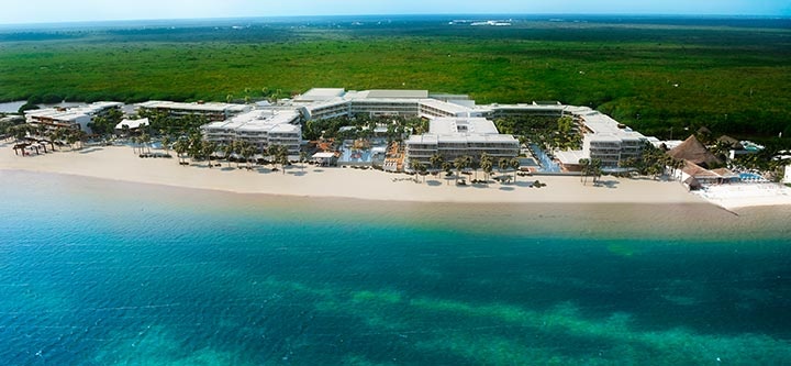 Breathless Riviera Cancun Resort and Spa exterior