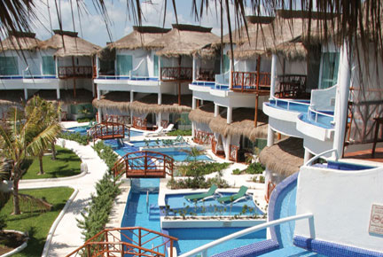 El Dorado Casitas pool