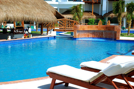 El Dorado Casitas pool