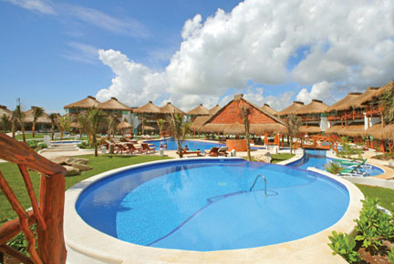 El Dorado Casitas pool