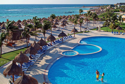 Grand Bahia Principe Tulum piscine