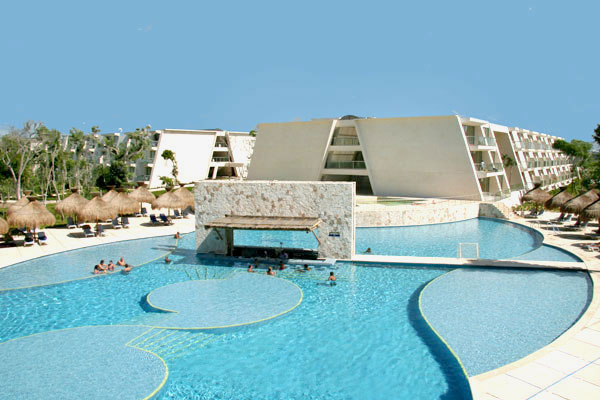 Grand Sirenis Riviera Maya exterior