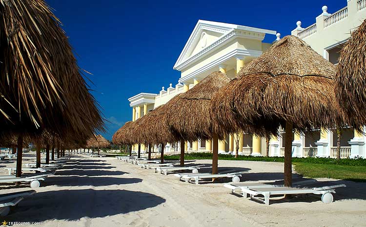 Iberostar Grand Hotel Paraiso exterior