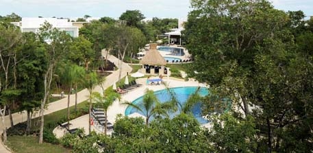 Luxury Bahia Principe Sian Ka An pool