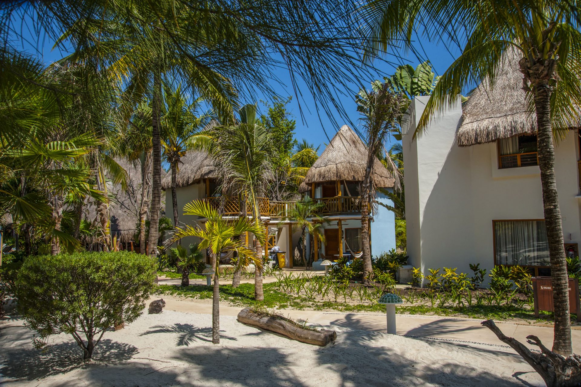 Mahekal Beach Resort extérieur