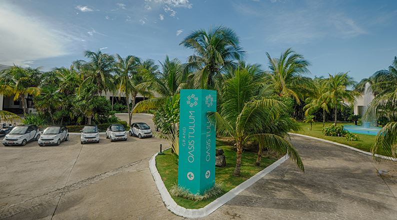 Oasis Tulum entrance