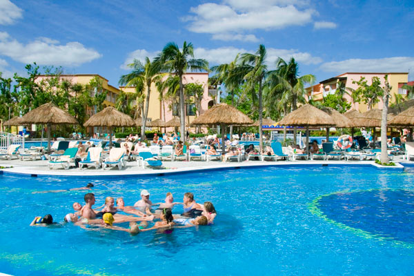 Riu Yucatan exterior