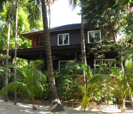 Bananarama Dive And Beachfront Resort plage