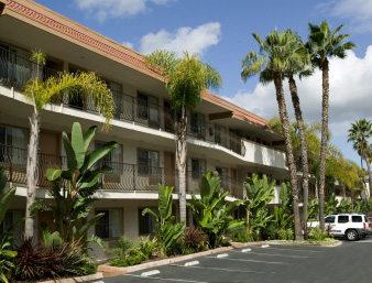 Days Hotel San Diego Hotel Circle exterior