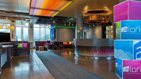 Aloft San Jose entrance