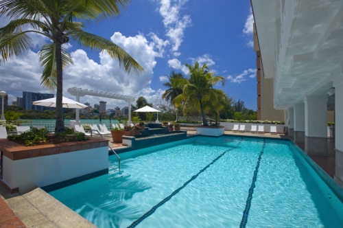 Condado Plaza Hotel pool