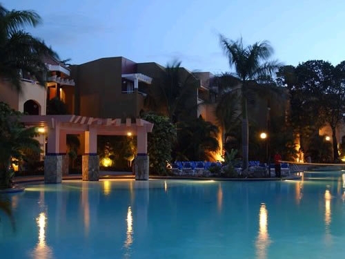 Casa Marina Reef Resort pool by night