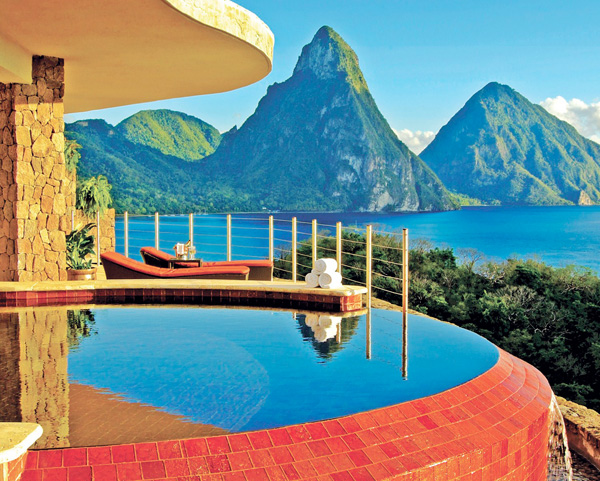 Jade Mountain exterior 2