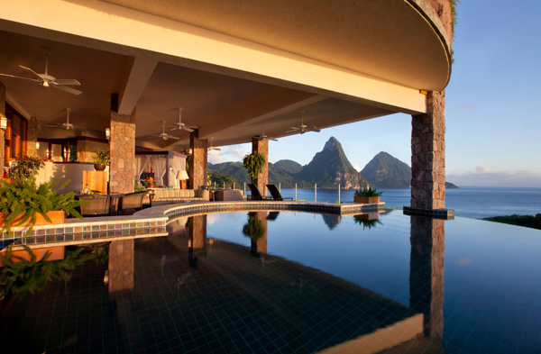 Jade Mountain exterior 2