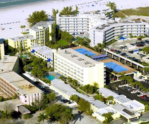 ALDEN SUITES A BEACHFRONT exterior