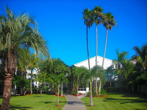 The Beachcomber exterior