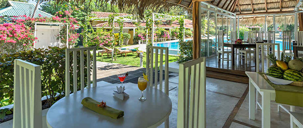 Best Western Camino A Tamarindo pool