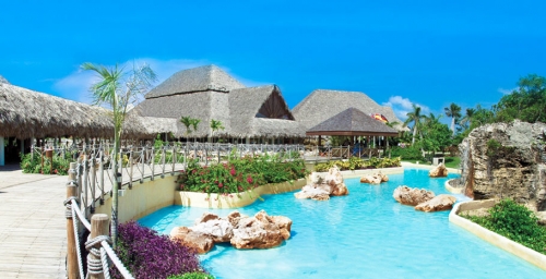 Sandals Royal Hicacos exterior