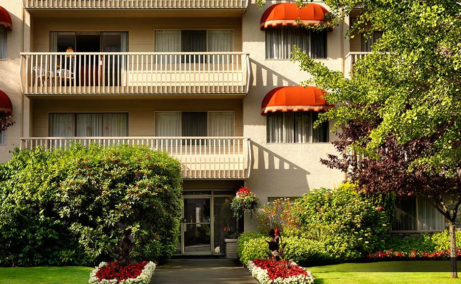 Royal Scot Hotel exterior 